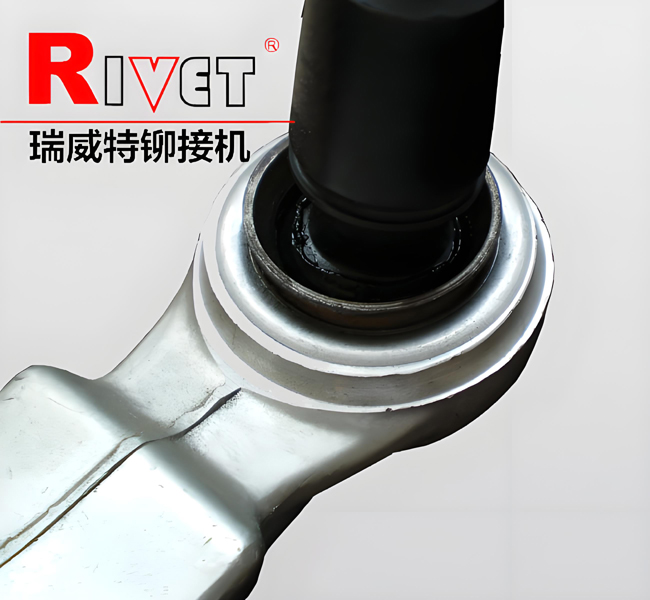 汽車轉(zhuǎn)向球銷鉚接機，滾鉚機，旋鉚機